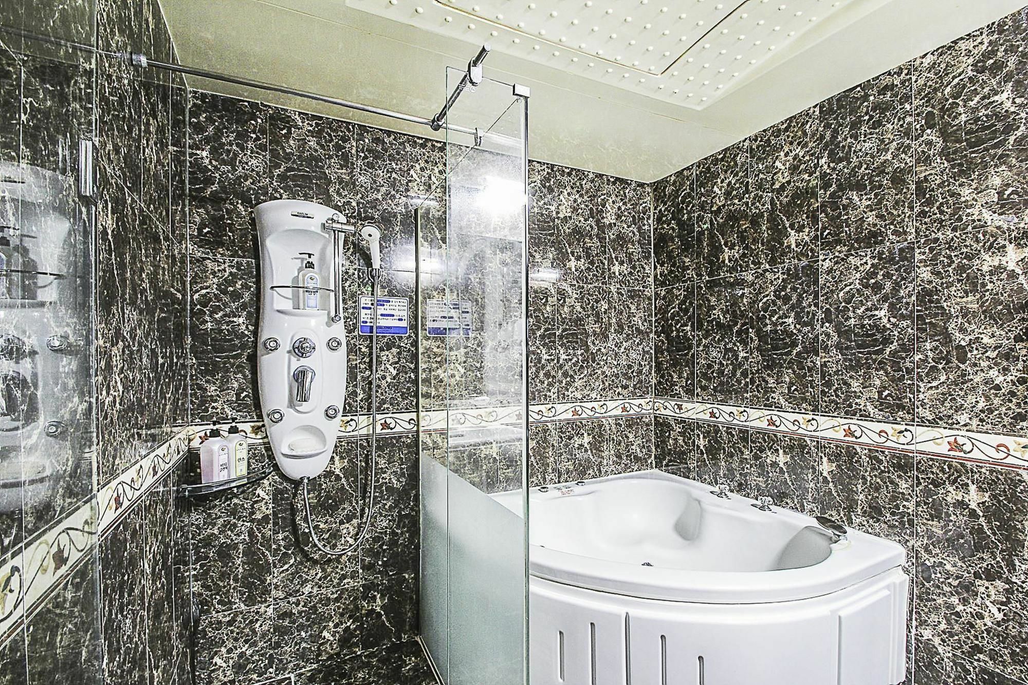Haeundae Aone Hotel Pusan Zewnętrze zdjęcie